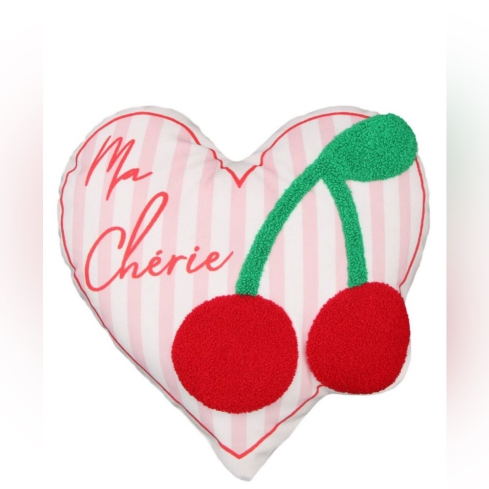 NWT Target Bullseye Playground Valentine’s Day Ma Chérie Pillow Decor